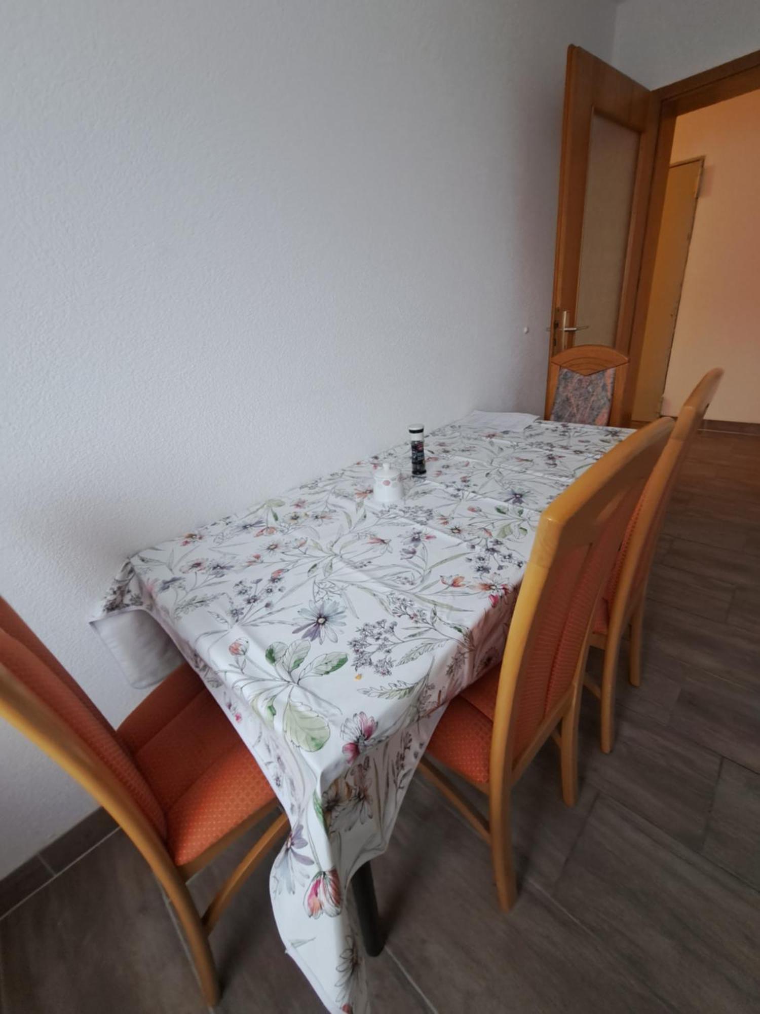 Wohnung Mit 2 - 3 Zimmern Ballenberg Extérieur photo