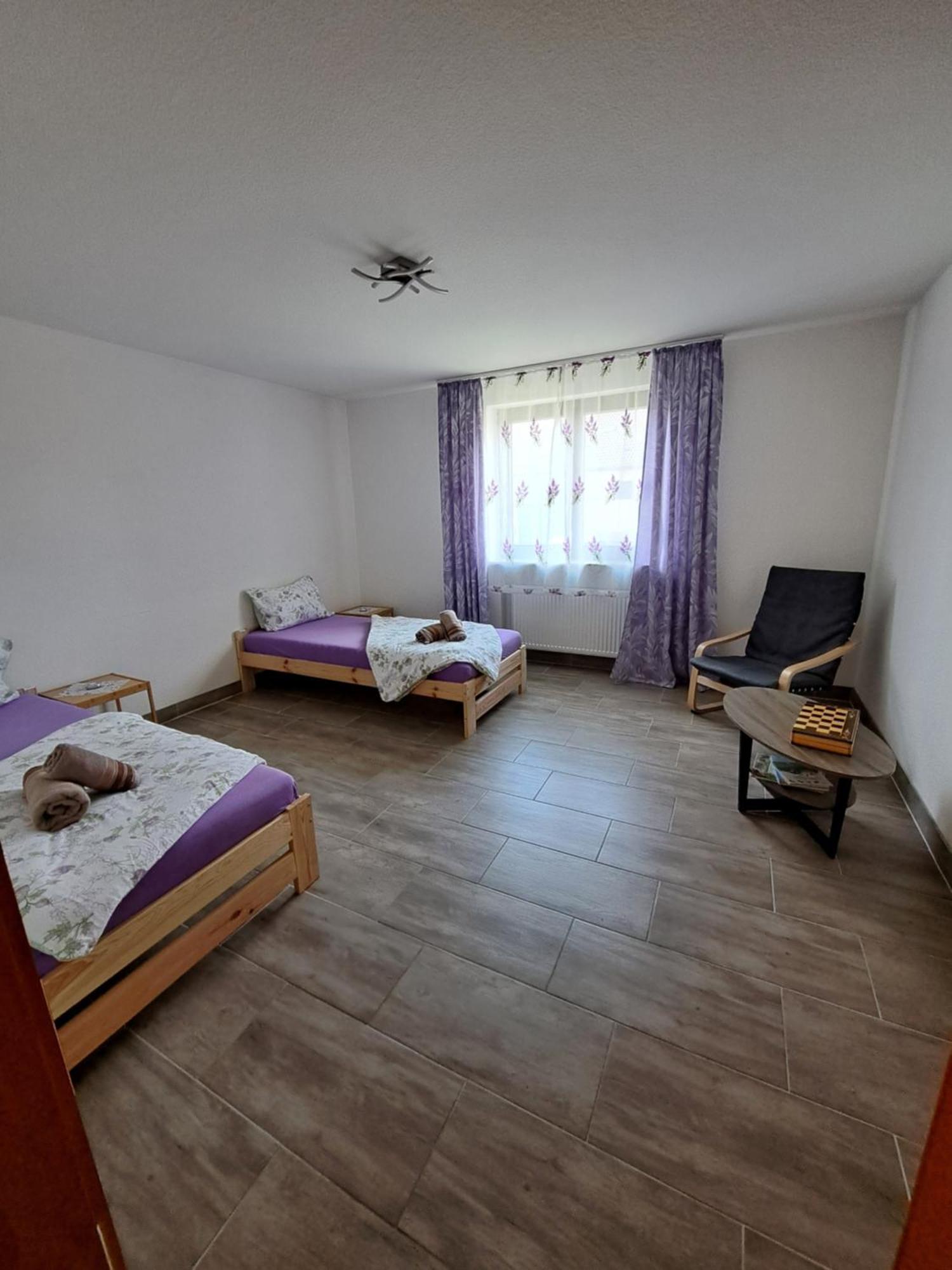 Wohnung Mit 2 - 3 Zimmern Ballenberg Extérieur photo